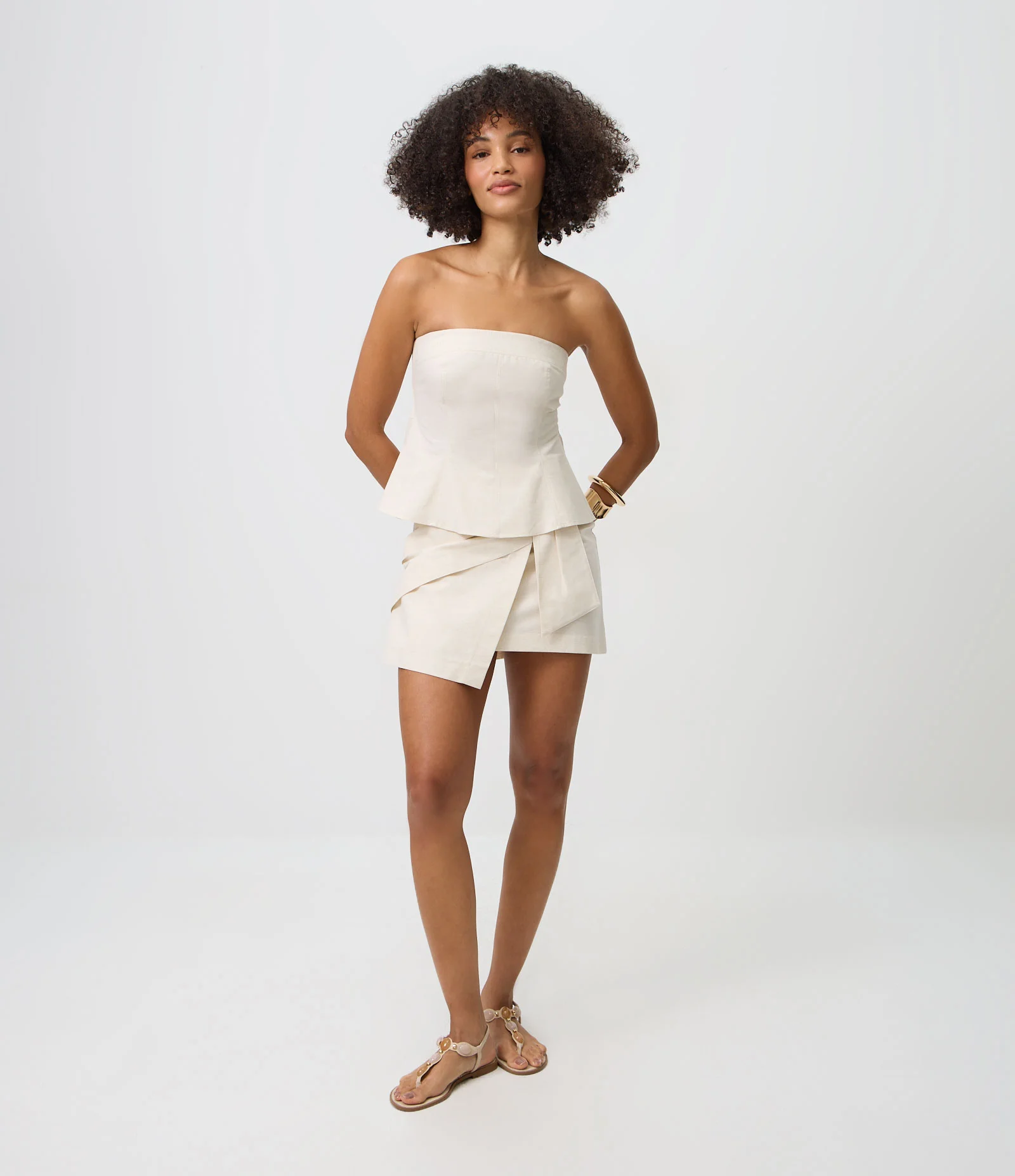 Blusa Tomara que Caia em Viscolinho com Recortes Branco 2