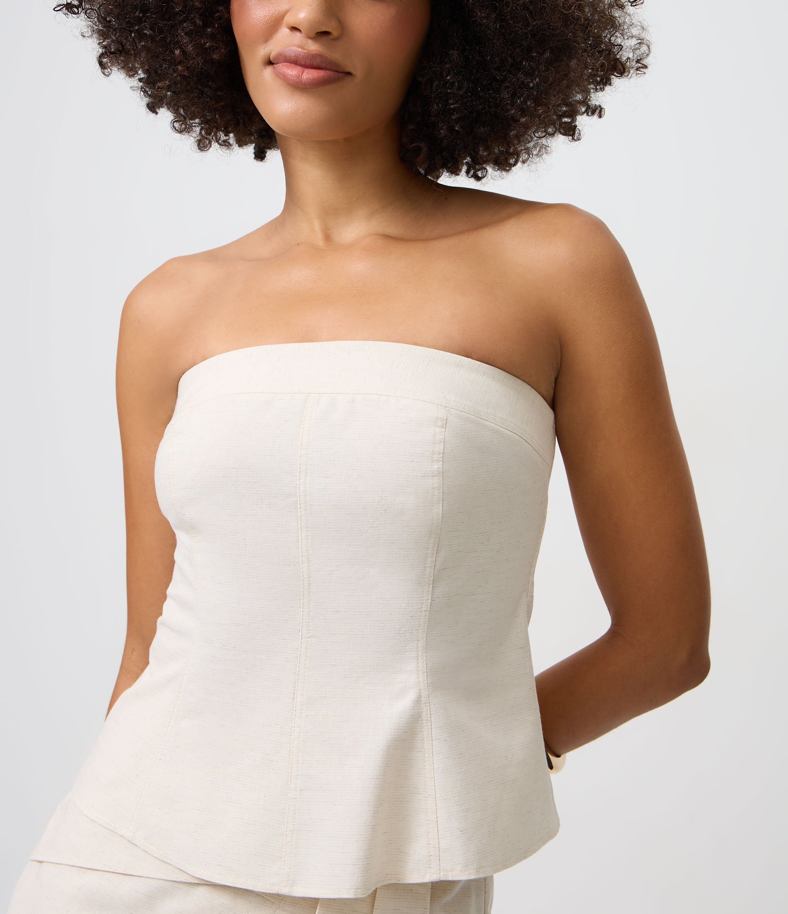 Blusa Tomara que Caia em Viscolinho com Recortes Branco 3