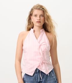 Blusa Halter Neck Listrada com Amarrações Frontais