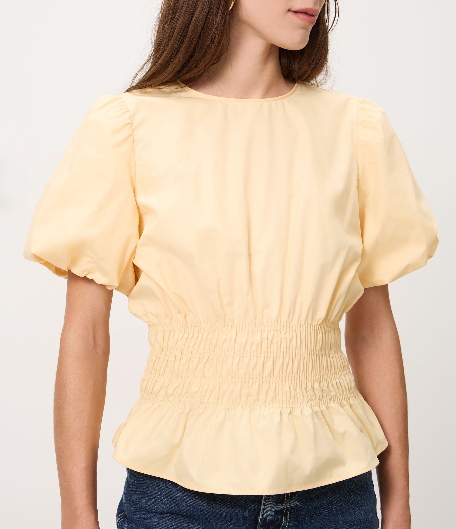 Blusa em Tricoline com Manga Balonê e Cintura Franzida Amarelo 3