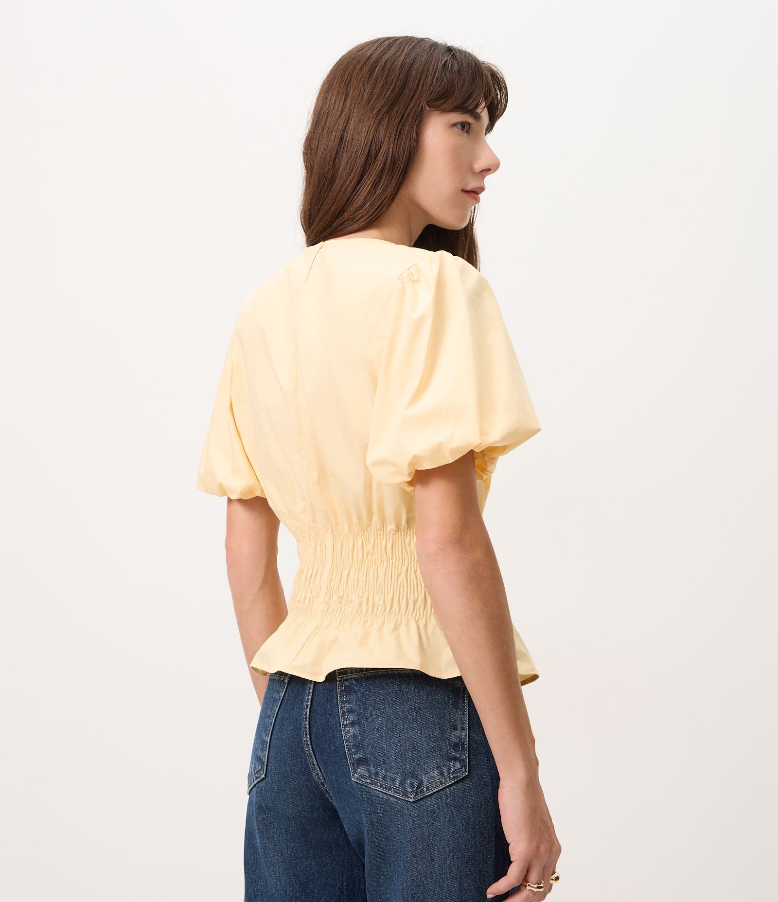 Blusa em Tricoline com Manga Balonê e Cintura Franzida Amarelo 4
