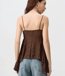 Blusa de Alcinha em Renda com Barra Assimétrica com Pontas