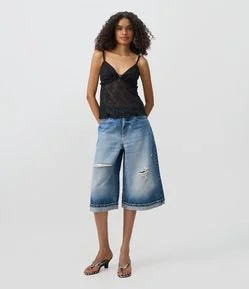 Bermuda Jorts Jeans Destroyed com Barra Dobrada